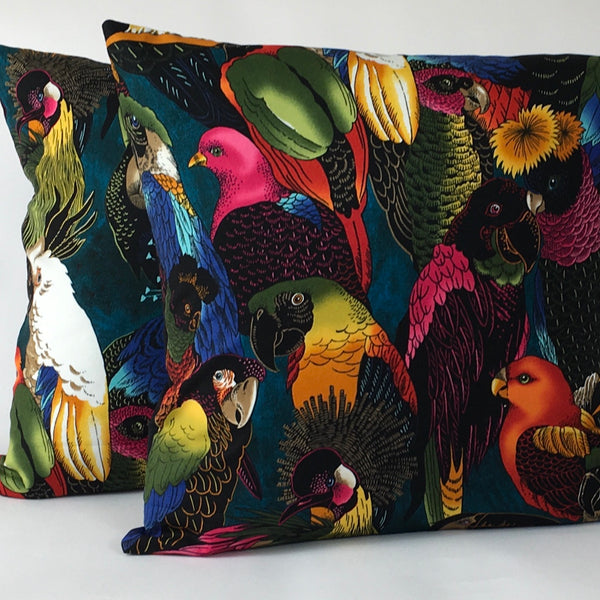 TROPICAL BIRDS CUSHION COVER