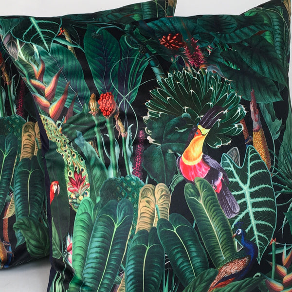 VELVET TROPICAL BIRDS CUSHION COVER