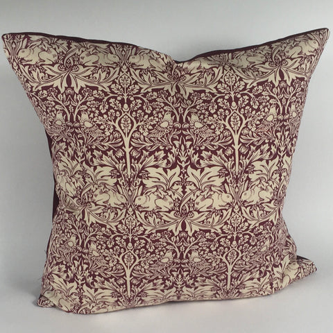 WILLIAM MORRIS RED BRER RABBIT CUSHION COVER