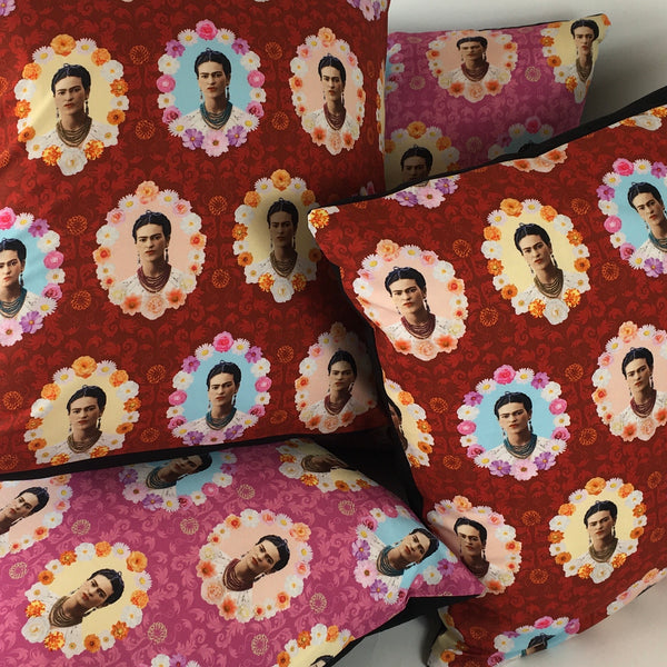 Floral Frida Cushion Cover (Pink)