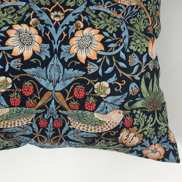 WILLIAM MORRIS STRAWBERRY THIEF BLUE CUSHION COVER (45cm x 45cm)